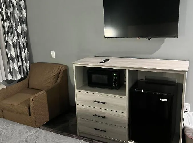 Deluxe Inn & Suites - Long Island City Nyc